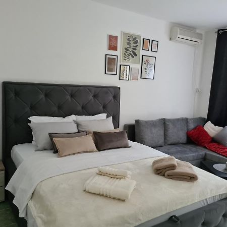 Apartman Rosemary Ilha Ilha Sveti Stefan Exterior foto